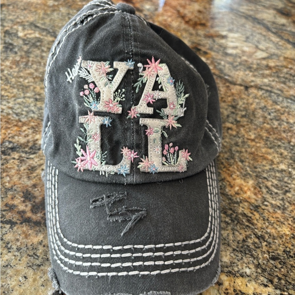 Hey y’all baseball hat. Barely worn. Velcro adjustable.